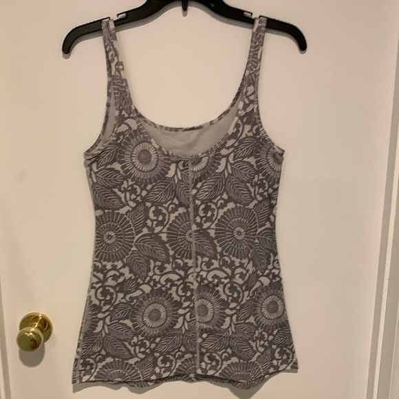 lululemon athletica Tops - Lululemon tank. Size M